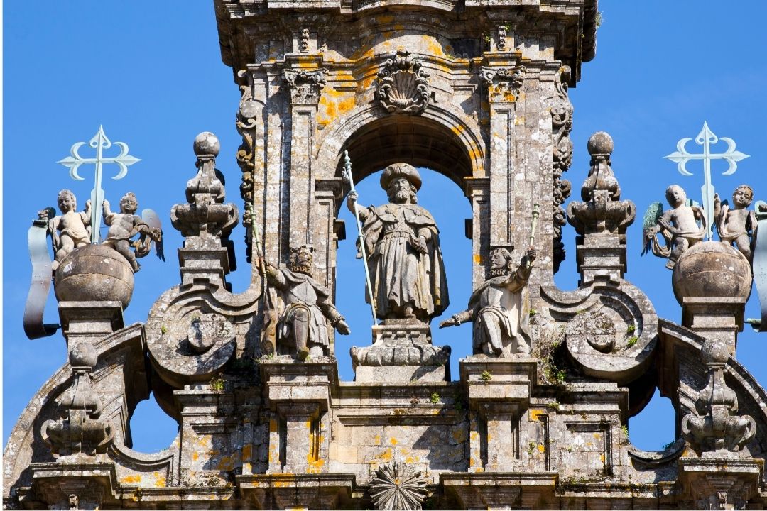 Santiago Pelerinaj ntr un An Compostelan TuriSmArt